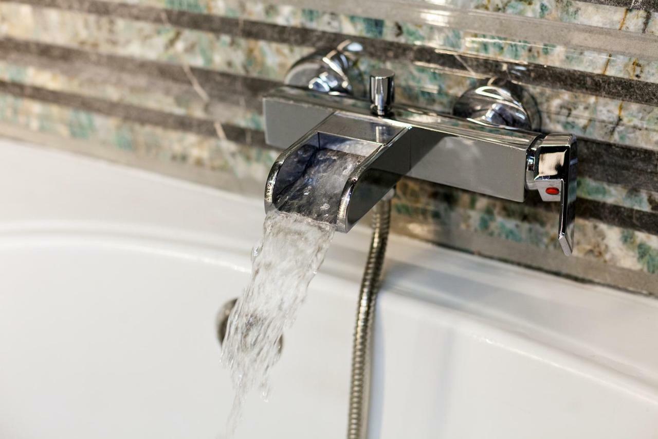 Delux Leopolli Apartments Near Shopping Mall Forum Lwów Zewnętrze zdjęcie