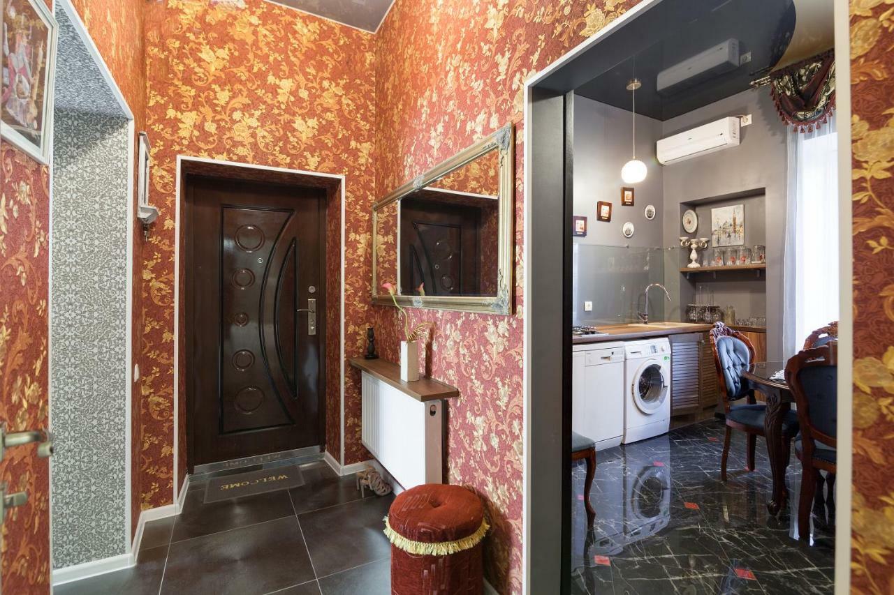 Delux Leopolli Apartments Near Shopping Mall Forum Lwów Zewnętrze zdjęcie